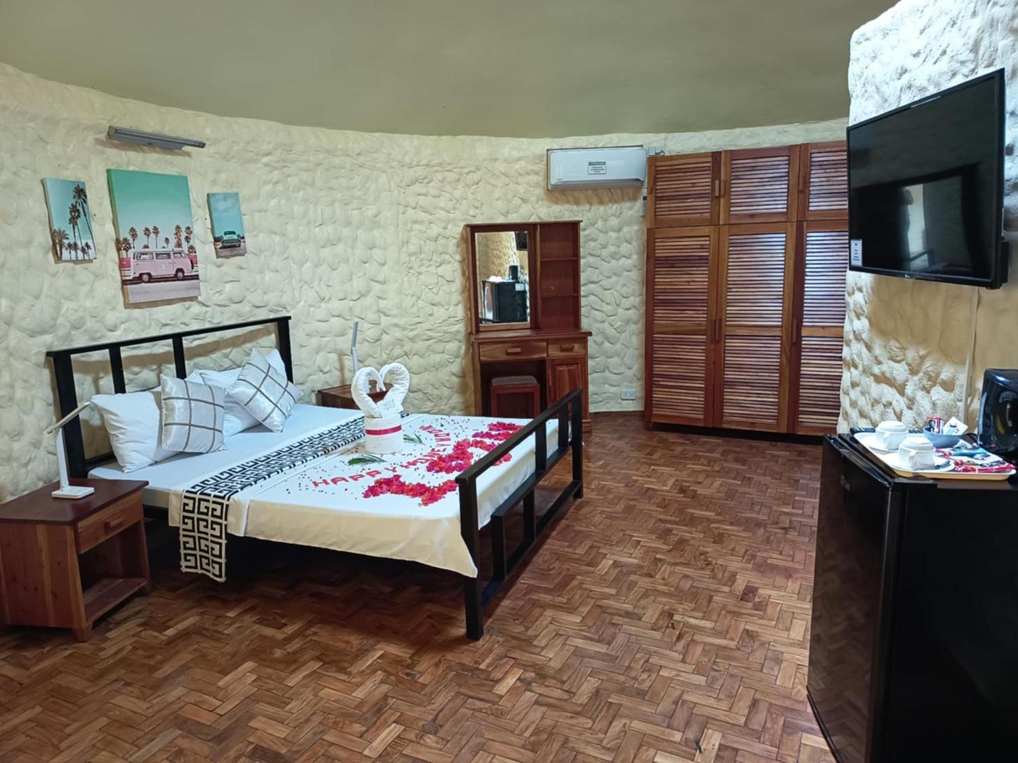 Midnite Inn بنغلاو المظهر الخارجي الصورة